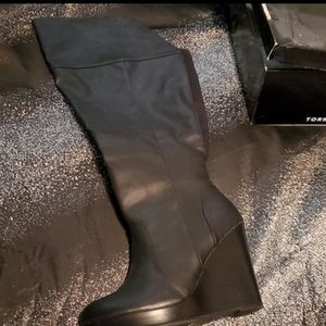 Over the knee wedge boot